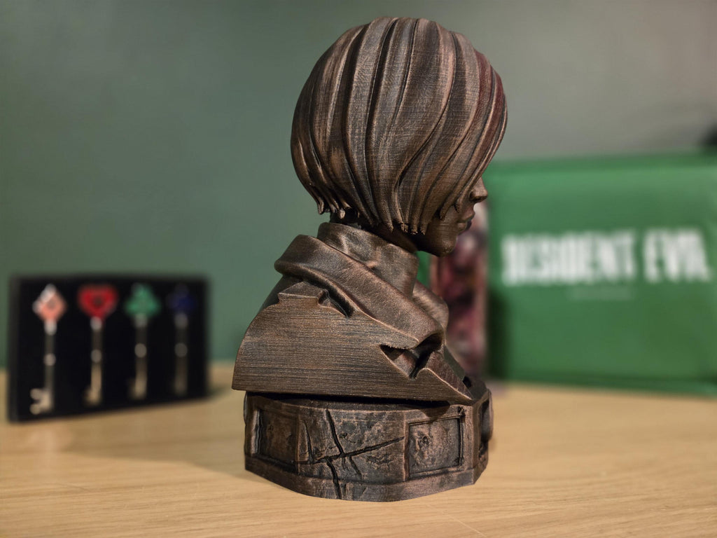 Ada Wong Resident Evil Bust