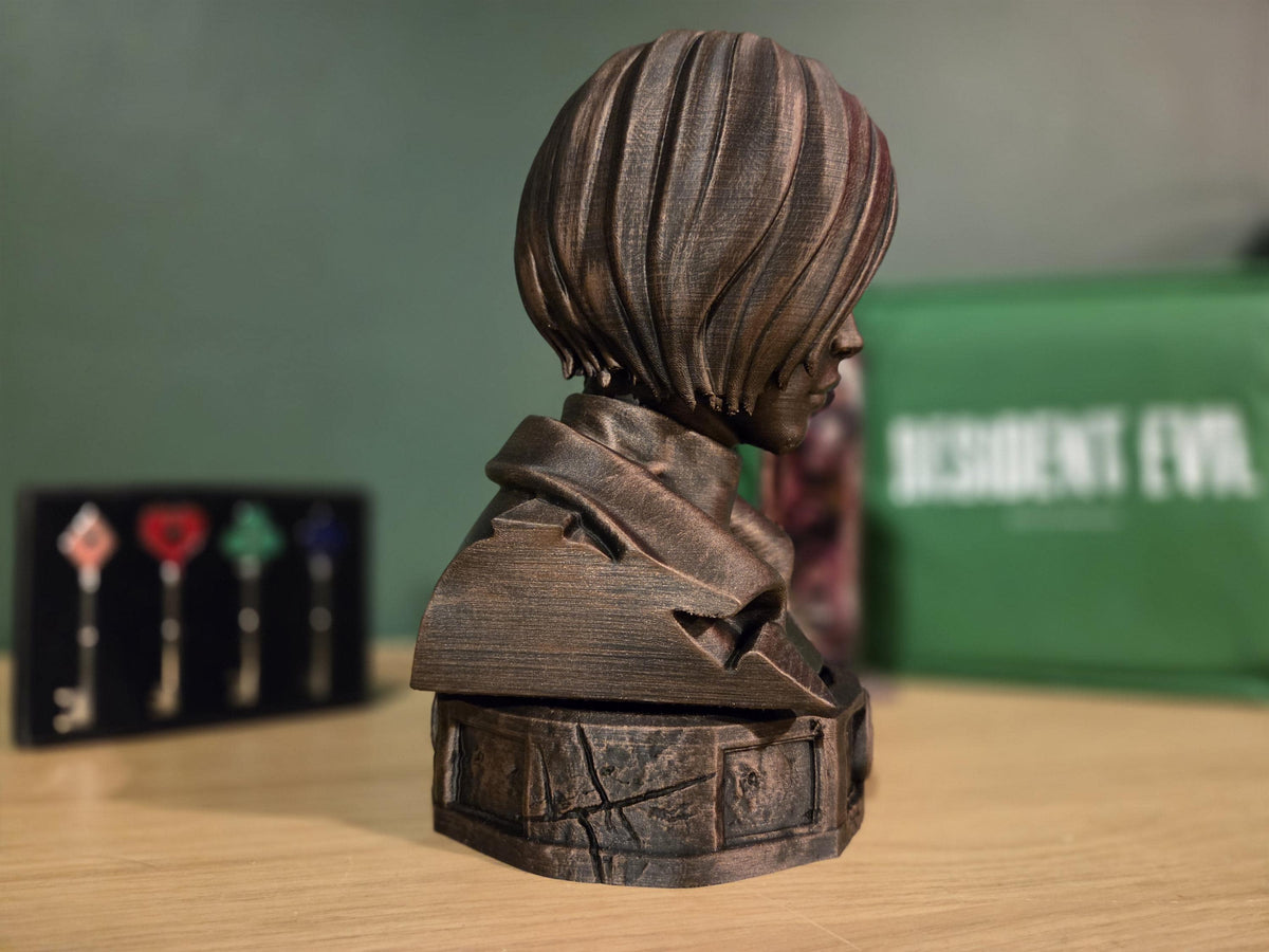 Ada Wong Resident Evil Bust