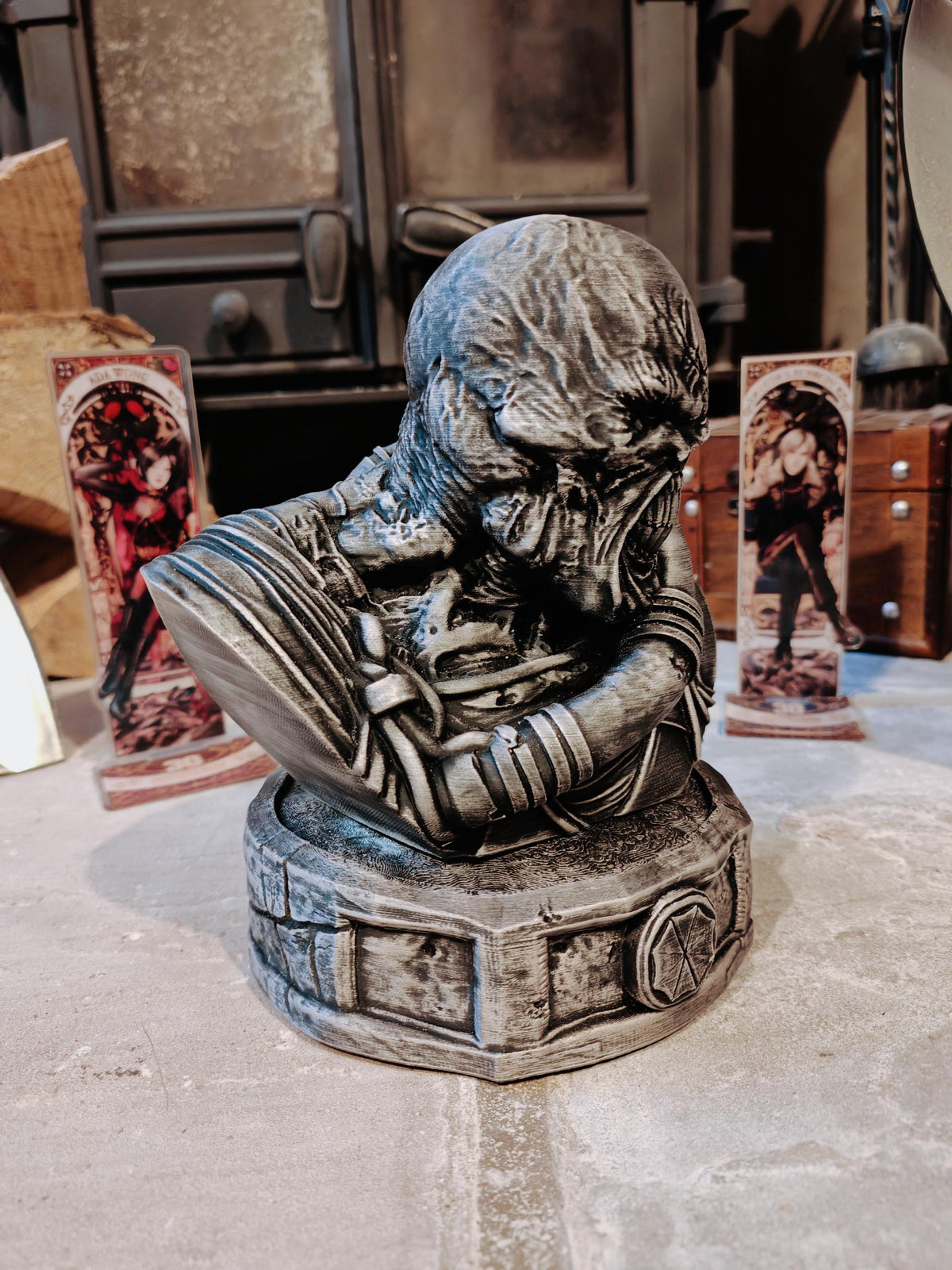 Resident Evil Nemesis Bust