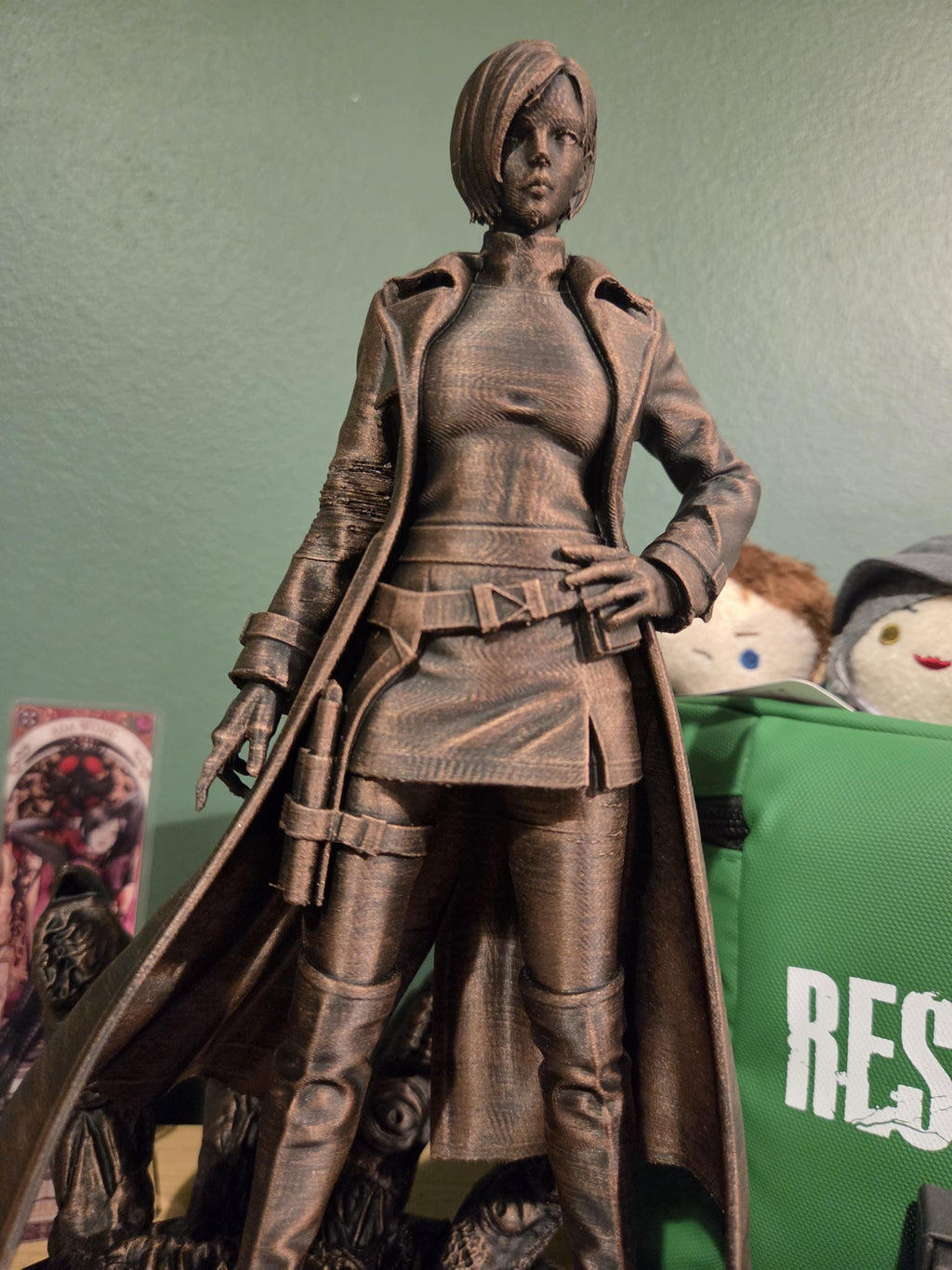 Ada Wong Resident Evil Statue