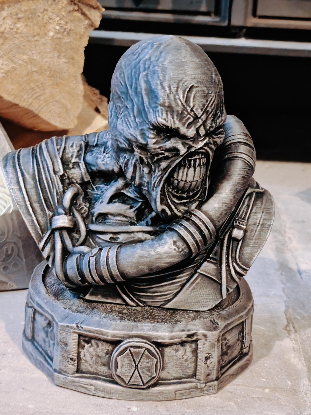 Resident Evil Nemesis Bust