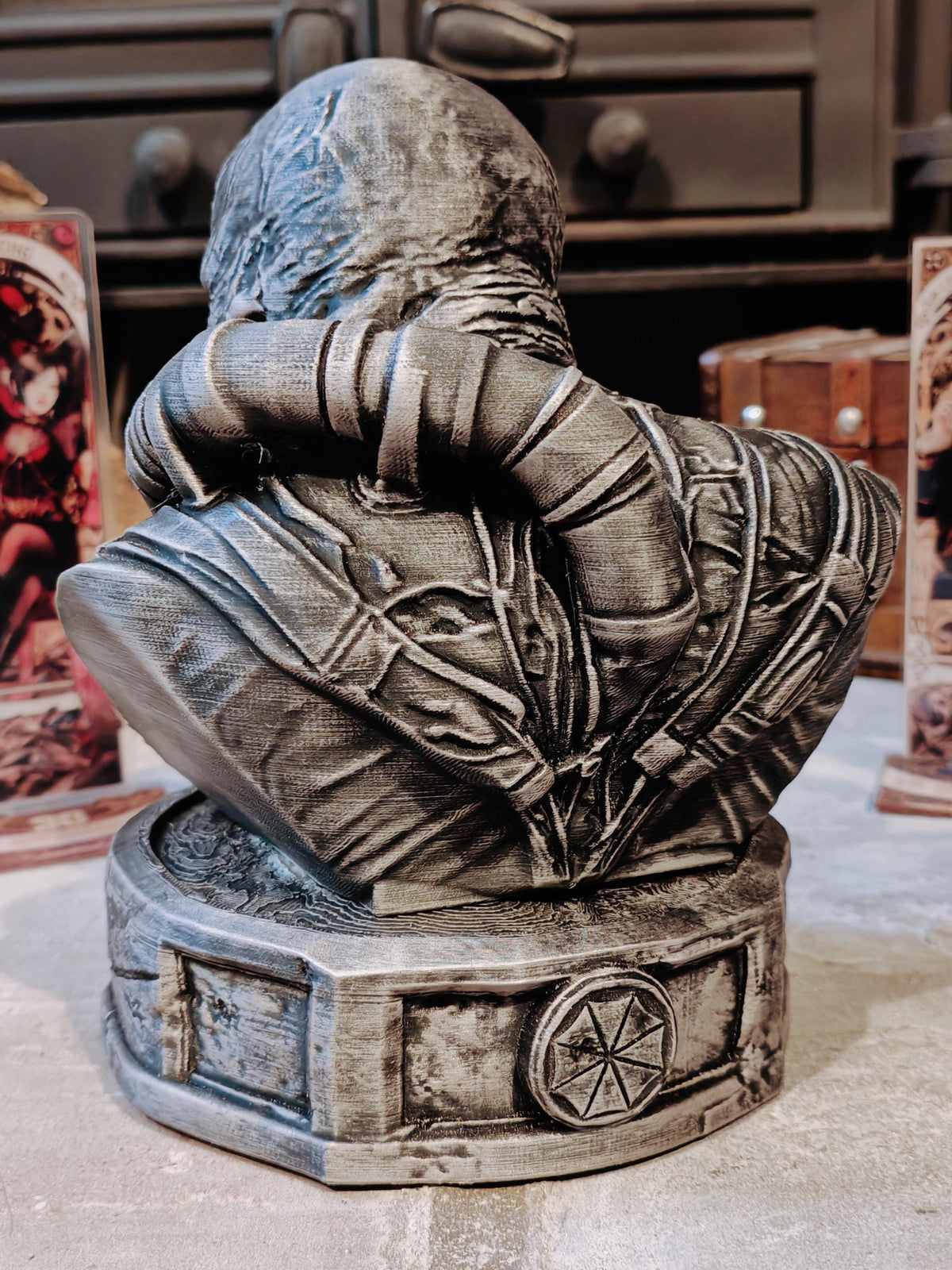 Resident Evil Nemesis Bust