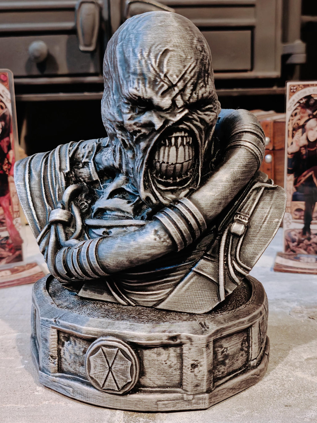 Resident Evil Nemesis Bust