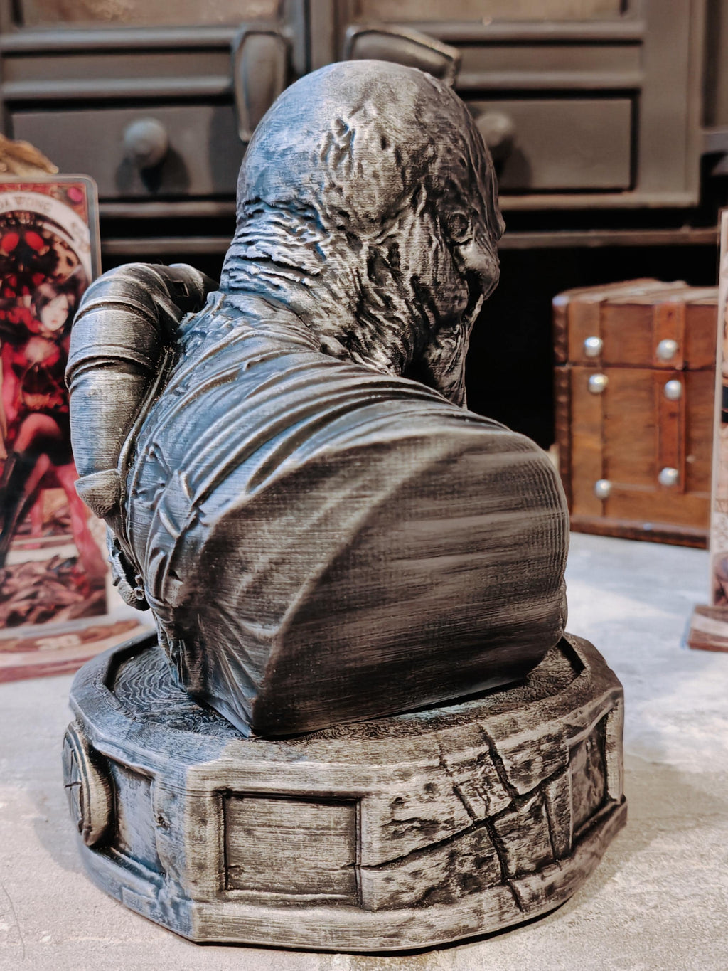 Resident Evil Nemesis Bust