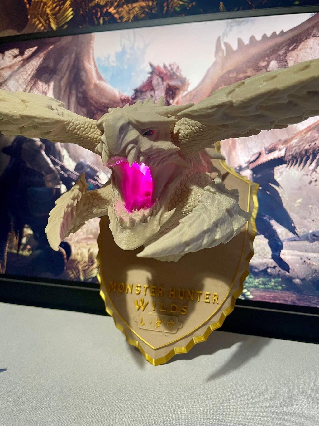 Rey Dau Monster Hunter Head Bust Display